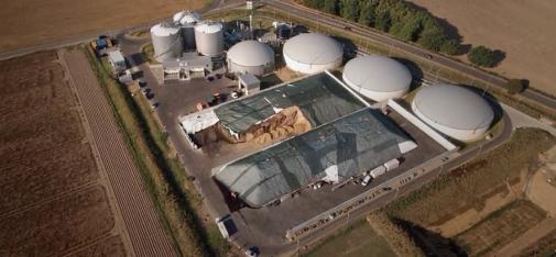 Rundum geschützt gegen aggressive Medien sind verschiedene Betonbauwerke der Biogasanlage in Bergheim.